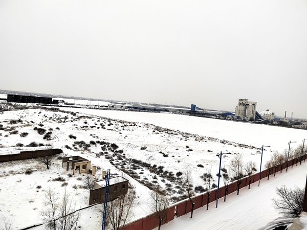 雨水邂逅春雪.jpg