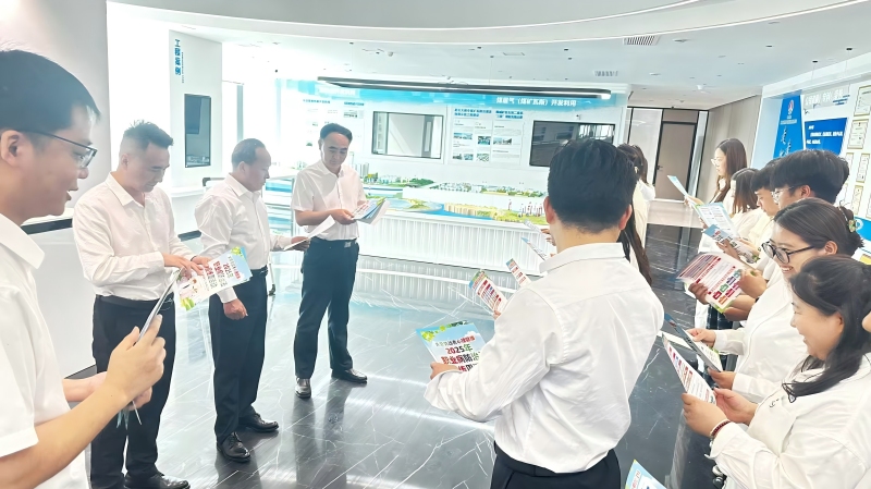 钻井分公司：开展 2025 年职业病防治法宣传周活动(1).jpg