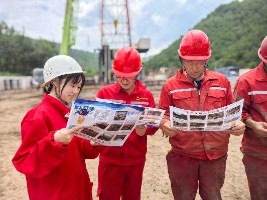 钻井分公司：财务下沉一线，以业财深度融合赋能东湾油气井工程(压缩).jpg